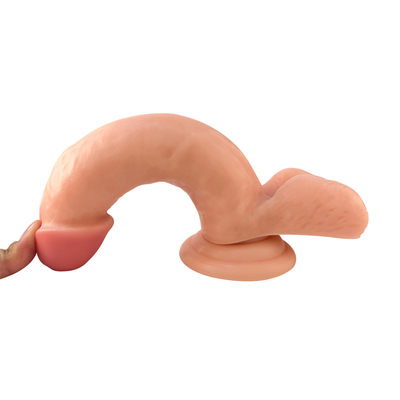 2023 amerikanischer Hot-Selling PVC riesiger realistischer Dildo mit mächtiger Sauger echte Glans und erhöhte Hoden Vaginal G-Punkt An