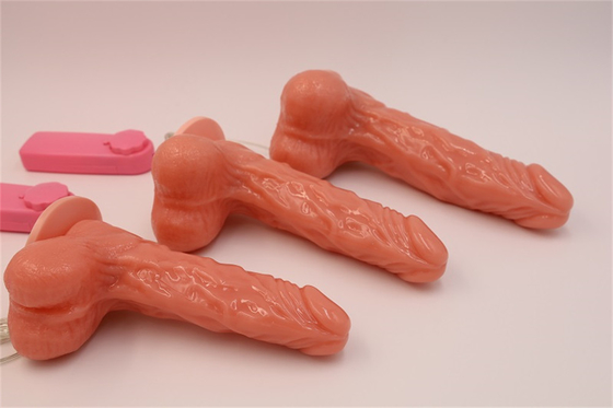 Realistischer Dildo Körpersicheres Material lebensnaher riesiger Penis Schwanz mit starker Saugtasse Dildo Vibrator mit Heizung