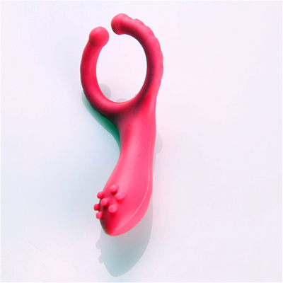 Bestseller- Sexspielzeug, das Nippel-Klammern mit G-Stellen-Vibrator für Frauen vibriert